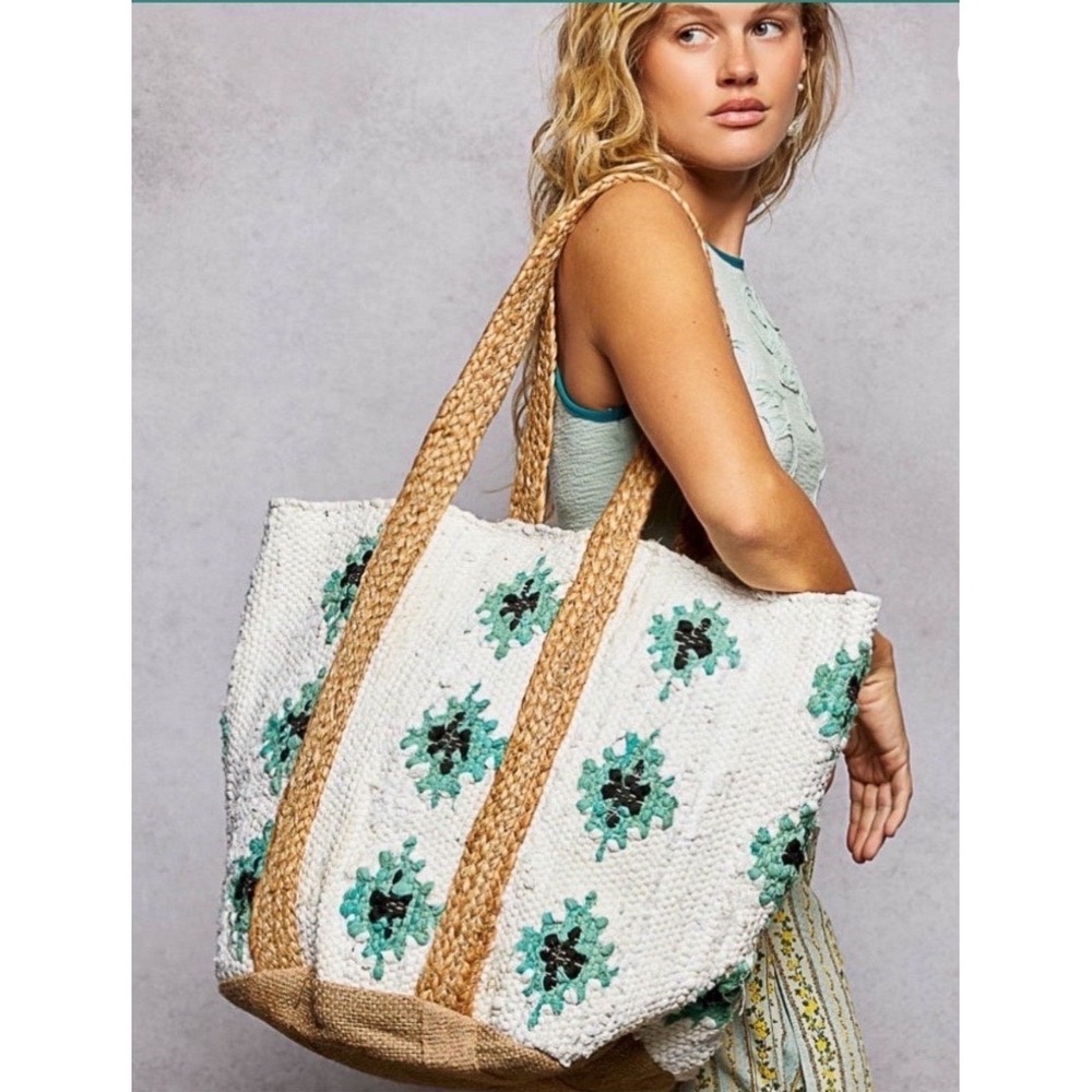 POL Clothing Ivory Teal Woven Jute Boho Oversized Tote Bag BAGQB5 NEW
